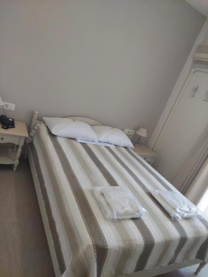 Alkyon Hotel Камарі Екстер'єр фото