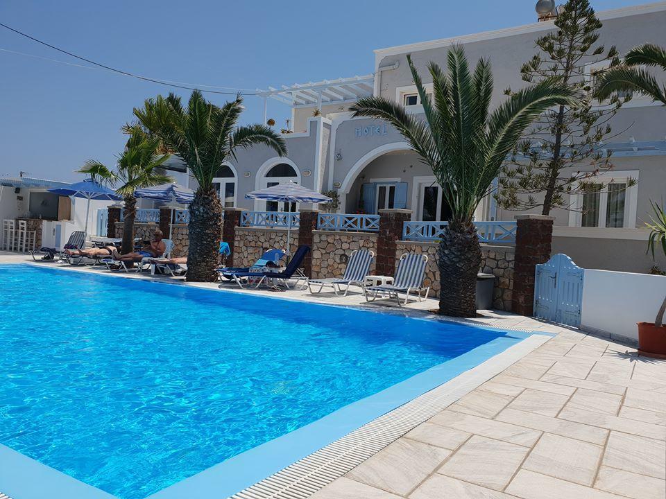 Alkyon Hotel Камарі Екстер'єр фото